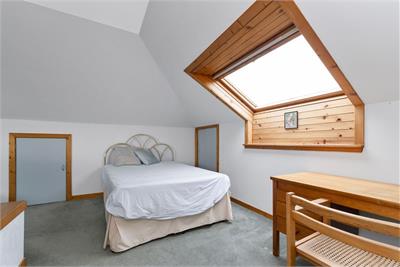 42 Corstorphine Hill Gardens,
Edinburgh,
EH12 6LA - image 13