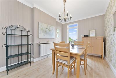 42 Corstorphine Hill Gardens,
Edinburgh,
EH12 6LA - image 7
