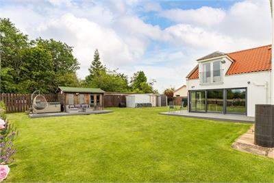 Oakdene, The Boggs, Pencaitland, EH34 5BA - image 2