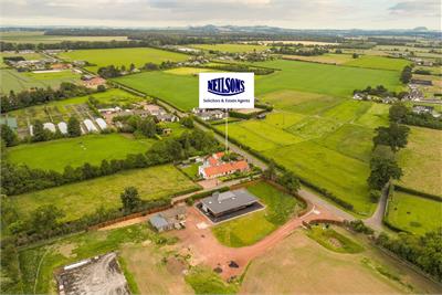 Oakdene, The Boggs, Pencaitland, EH34 5BA - image 1
