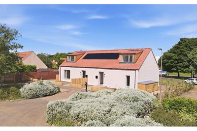 18 Castlemains Place, Dirleton, North Berwick, EH39 5DU - image 1