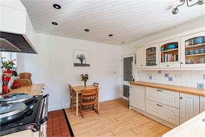 Rivendell, Dolphinton Road, West Linton, EH46 7DR - image 5