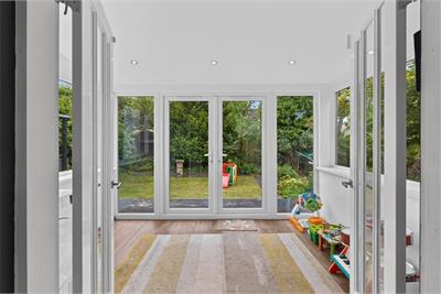 28, Moredun Park Gardens, Edinburgh, EH17 7JP - image 7