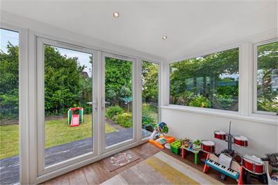 28, Moredun Park Gardens, Edinburgh, EH17 7JP - image 8