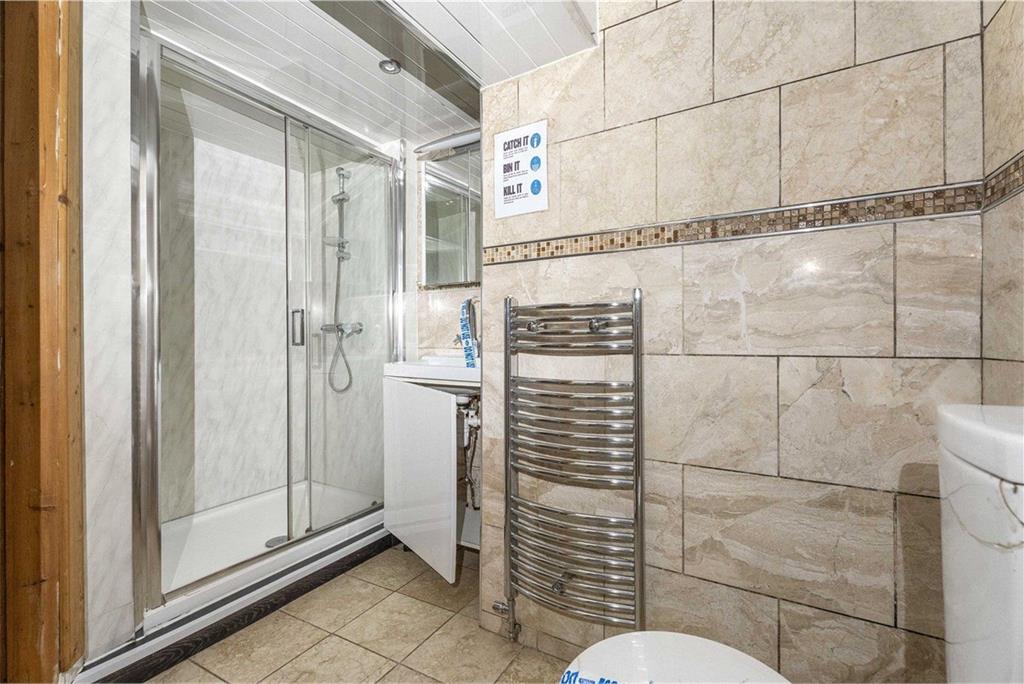 6 East Norton Place,
Abbeyhill,
Edinburgh,
EH7 5DR - image 14