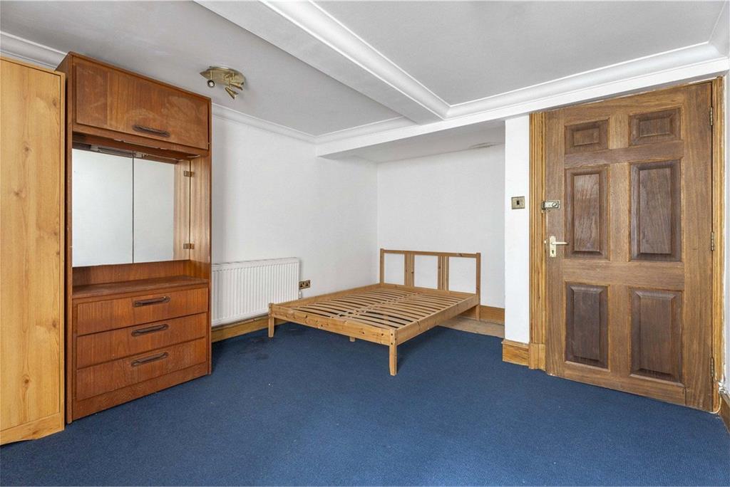 6 East Norton Place,
Abbeyhill,
Edinburgh,
EH7 5DR - image 16