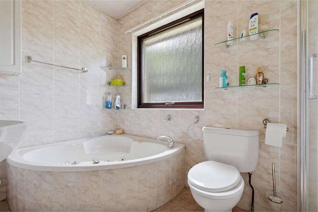 9 Broomlands Court, , Kelso, TD5 7SR - image 13