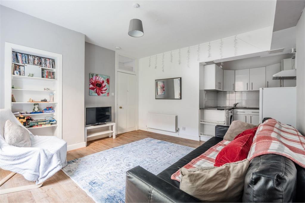 5/1 Rossie Place, Edinburgh, EH7 5SF - image 3