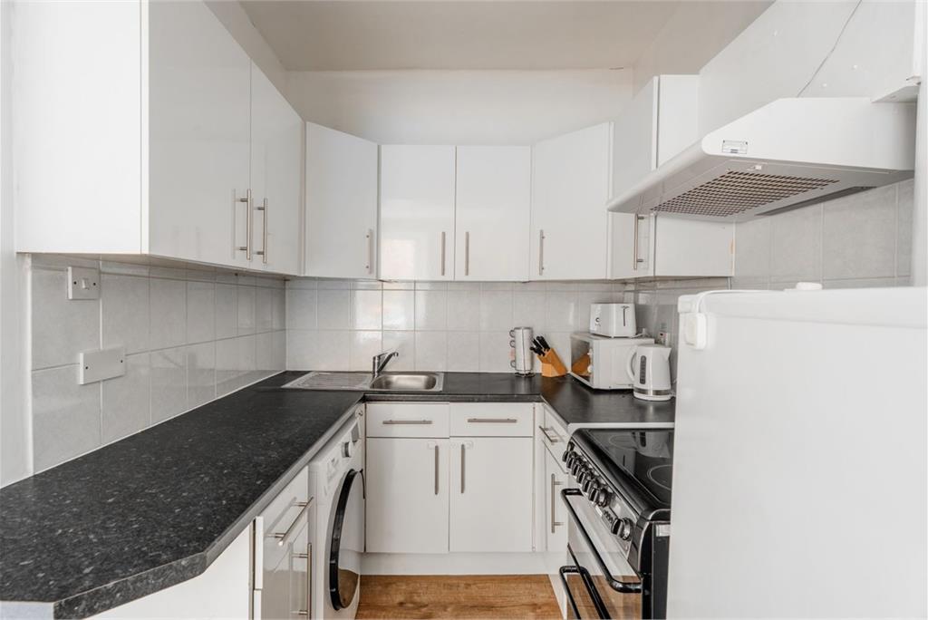 5/1 Rossie Place, Edinburgh, EH7 5SF - image 4