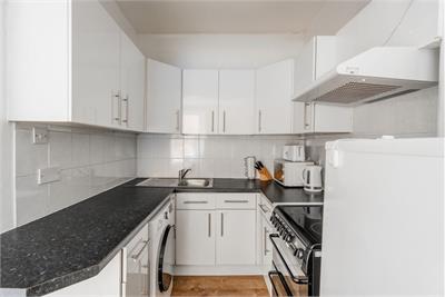 5/1 Rossie Place, Edinburgh, EH7 5SF - image 4