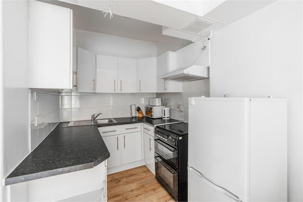 5/1 Rossie Place, Edinburgh, EH7 5SF - image 8