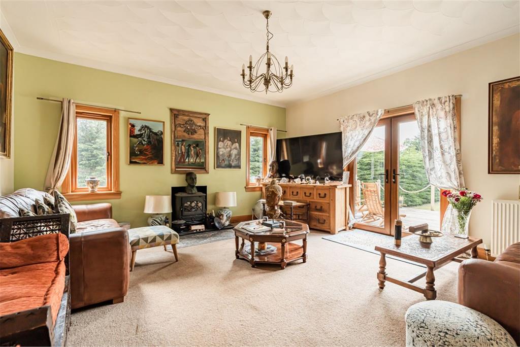 4 Mackenzie Gardens, West Linton, EH46 7HS - image 3