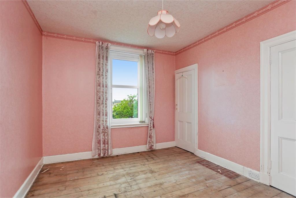3 Willowbrae Gardens, Edinburgh, EH8 7EW - image 11