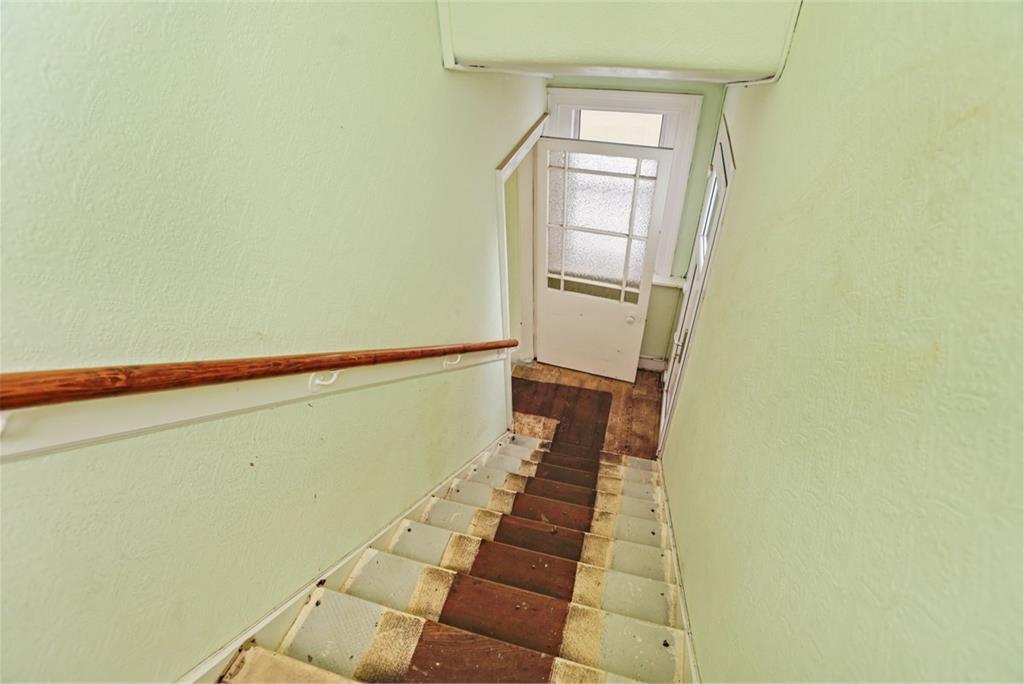 3 Willowbrae Gardens, Edinburgh, EH8 7EW - image 14