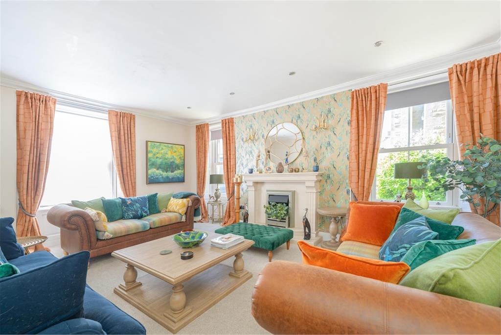 Keith House
29 High Street,
Coldstream,
TD12 4AP - image 4