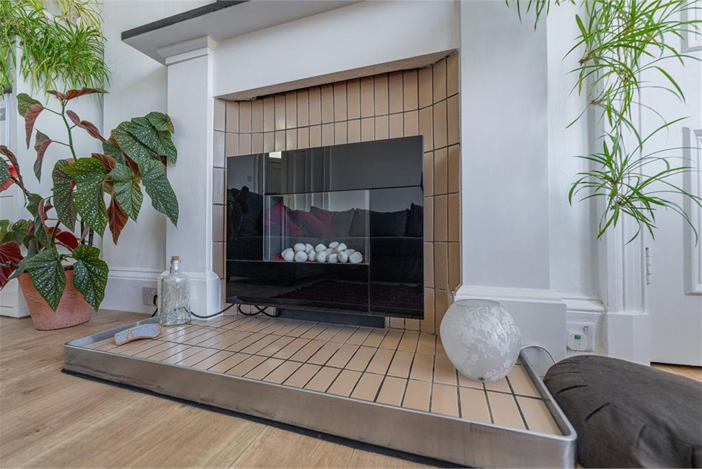 33/5 Comiston Road,
Edinburgh,
EH10 6AB - image 6