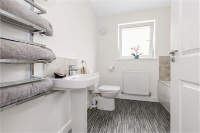 11 Monteith Place, Bilston, EH25 9AE - image 15