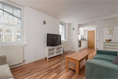 2/5 Cowgatehead, Edinburgh, EH1 1JU - image 2