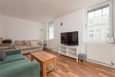 2/5 Cowgatehead, Edinburgh, EH1 1JU - image 3