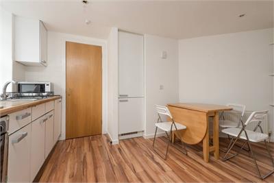 2/5 Cowgatehead, Edinburgh, EH1 1JU - image 7