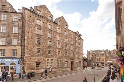 2/5 Cowgatehead, Edinburgh, EH1 1JU - image 1
