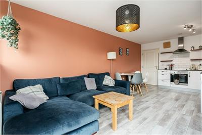 Flat 20, 5 Lochend Park View, Edinburgh, EH7 5FB - image 3