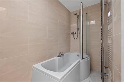 4/4 Great King Street,
New Town,
Edinburgh,
EH3 6QL - image 26
