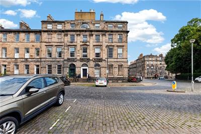 4/4 Great King Street,
New Town,
Edinburgh,
EH3 6QL - image 35
