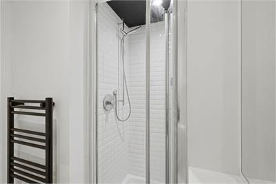 3A/2 Leslie Place, Edinburgh, EH4 1NG - image 11