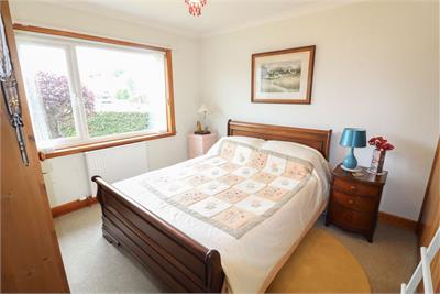 Swallownest, 28 Robb Place, Castle Douglas, DG7 1LW - image 13