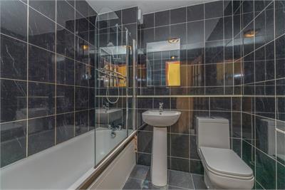 93/8 Orchard Brae Avenue, Edinburgh, EH4 2UT - image 15
