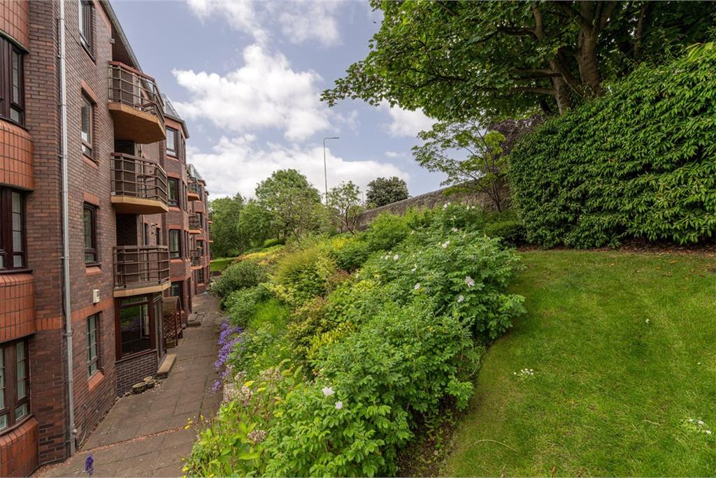93/8 Orchard Brae Avenue,
Edinburgh,
EH4 2UT - image 20