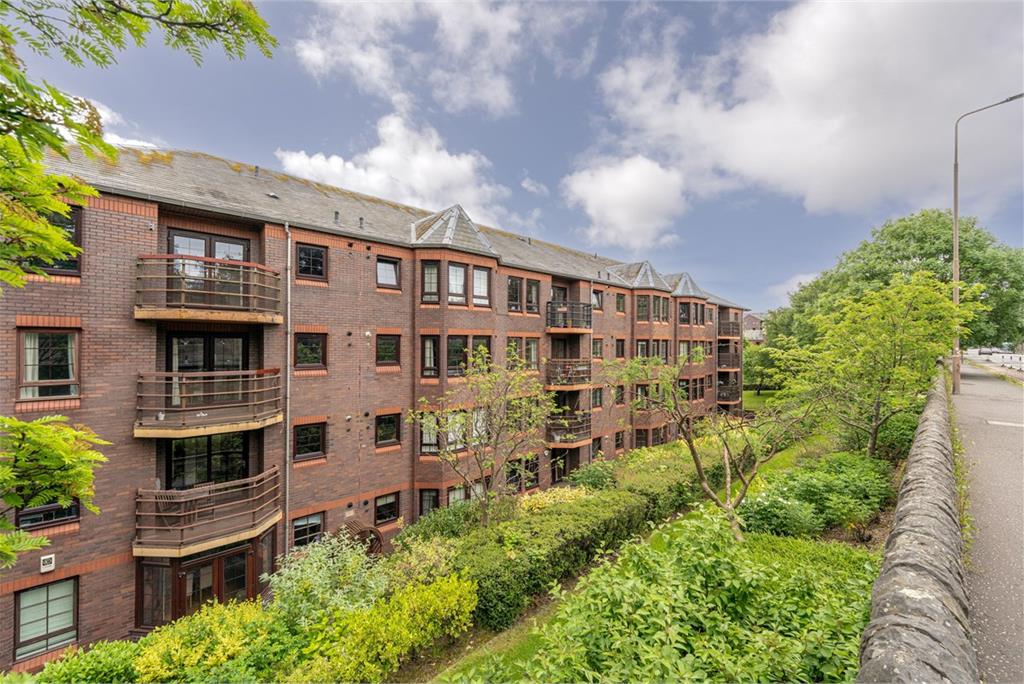 93/8 Orchard Brae Avenue,
Edinburgh,
EH4 2UT - image 21