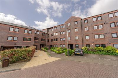 93/8 Orchard Brae Avenue, Edinburgh, EH4 2UT - image 22