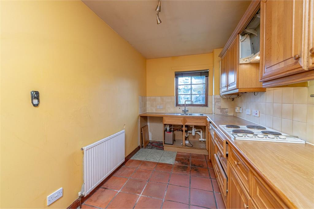 93/8 Orchard Brae Avenue,
Edinburgh,
EH4 2UT - image 7
