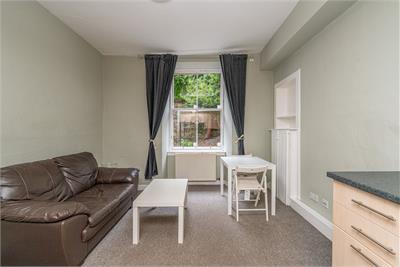 19/4 Caledonian Crescent, Edinburgh, EH11 2AL - image 2