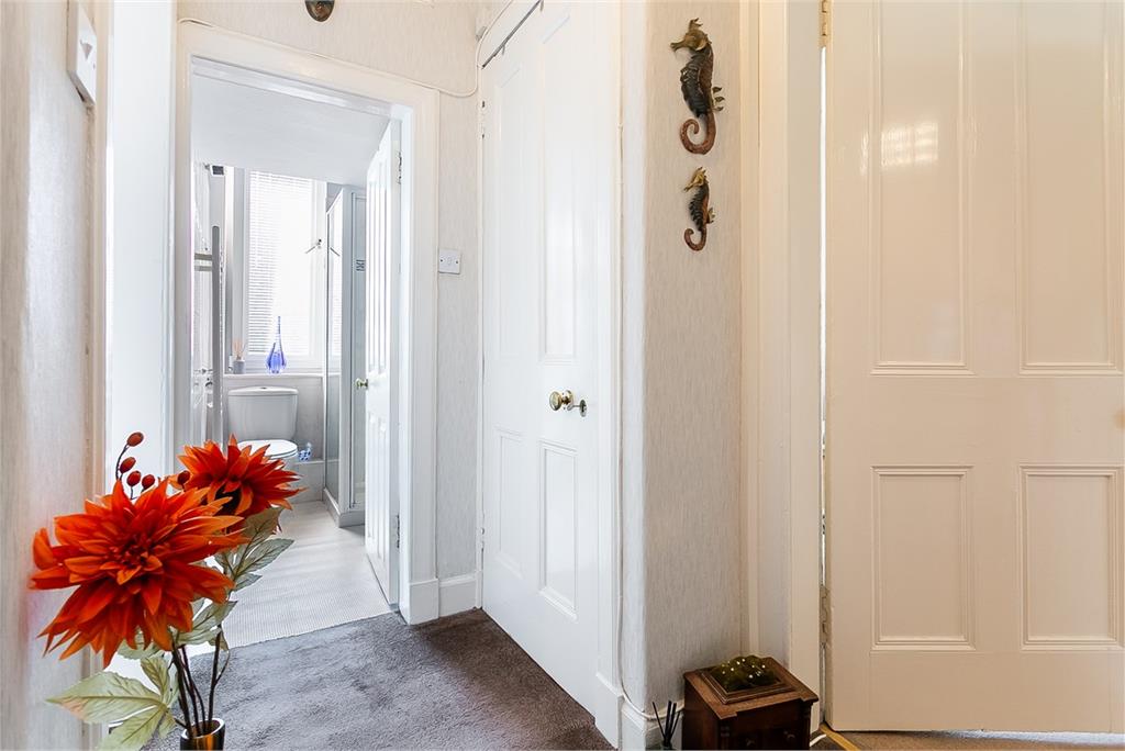 4/6 Moat Terrace,
Edinburgh,
EH14 1PR - image 16