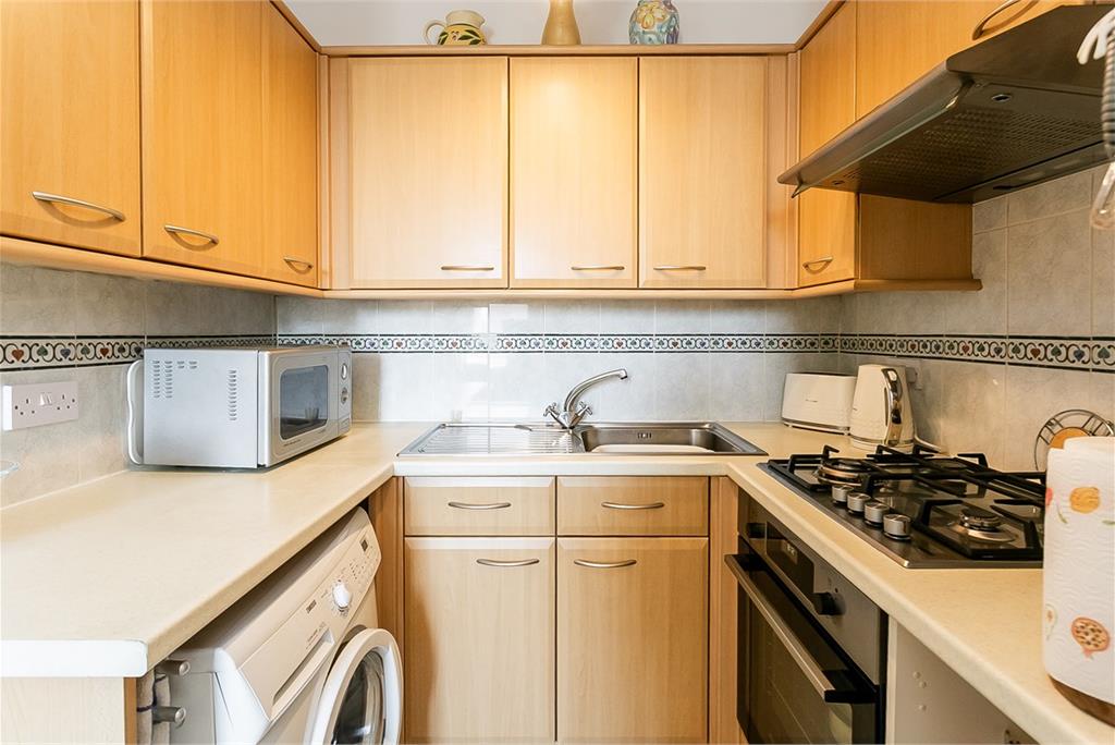 4/6 Moat Terrace,
Edinburgh,
EH14 1PR - image 8