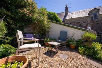 18 Newtown Street,
Duns,
TD11 3DT - image 5