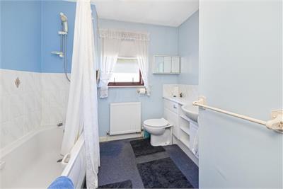 7 Nagle Road,
Kingseat,
Dunfermline,
KY12 0UN - image 14