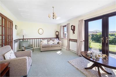 7 Nagle Road,
Kingseat,
Dunfermline,
KY12 0UN - image 3