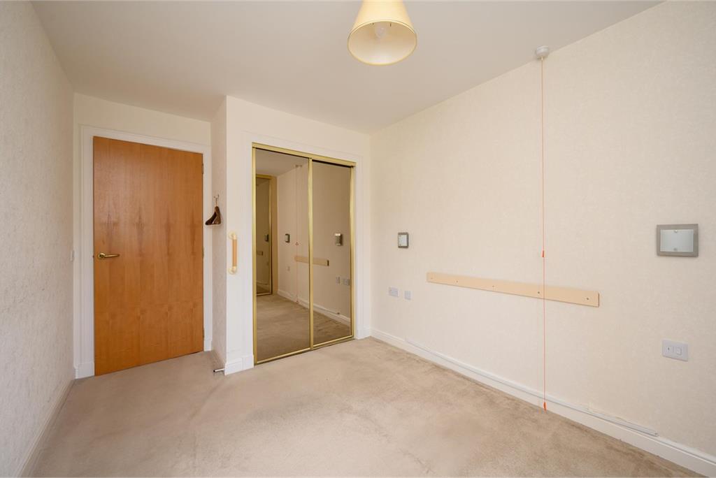 6/15 Roseburn Drive,
Edinburgh,
EH12 5NS - image 11