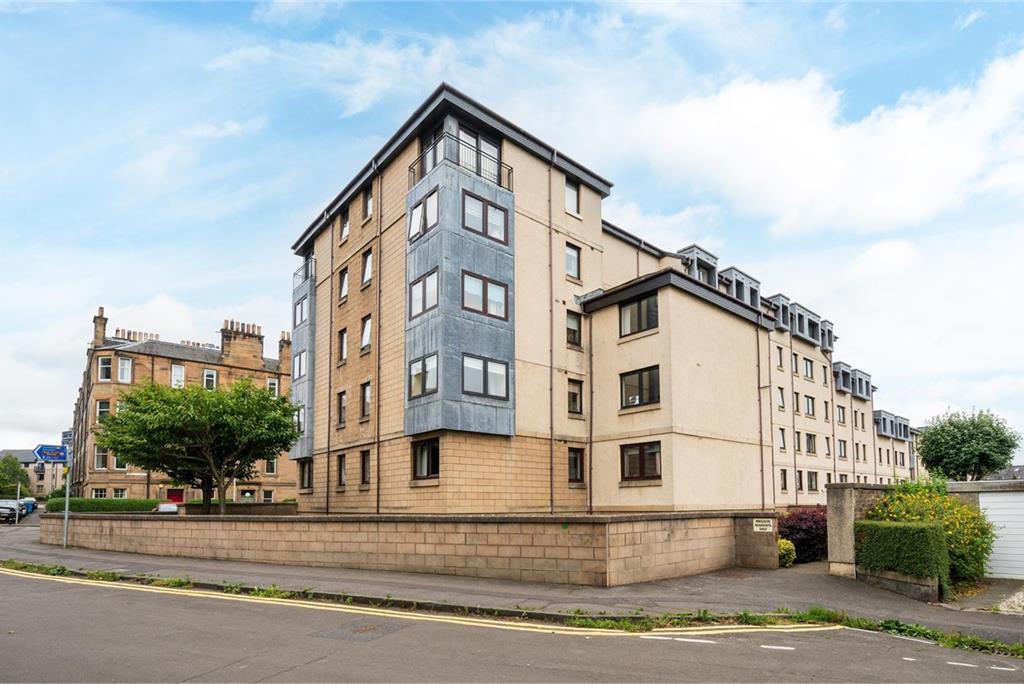 6/15 Roseburn Drive,
Edinburgh,
EH12 5NS - image 13