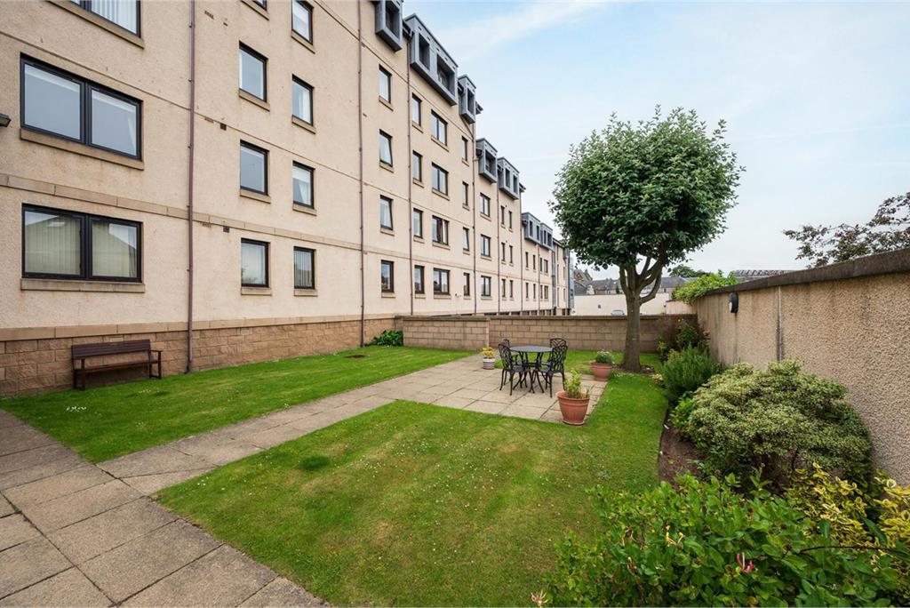 6/15 Roseburn Drive,
Edinburgh,
EH12 5NS - image 14
