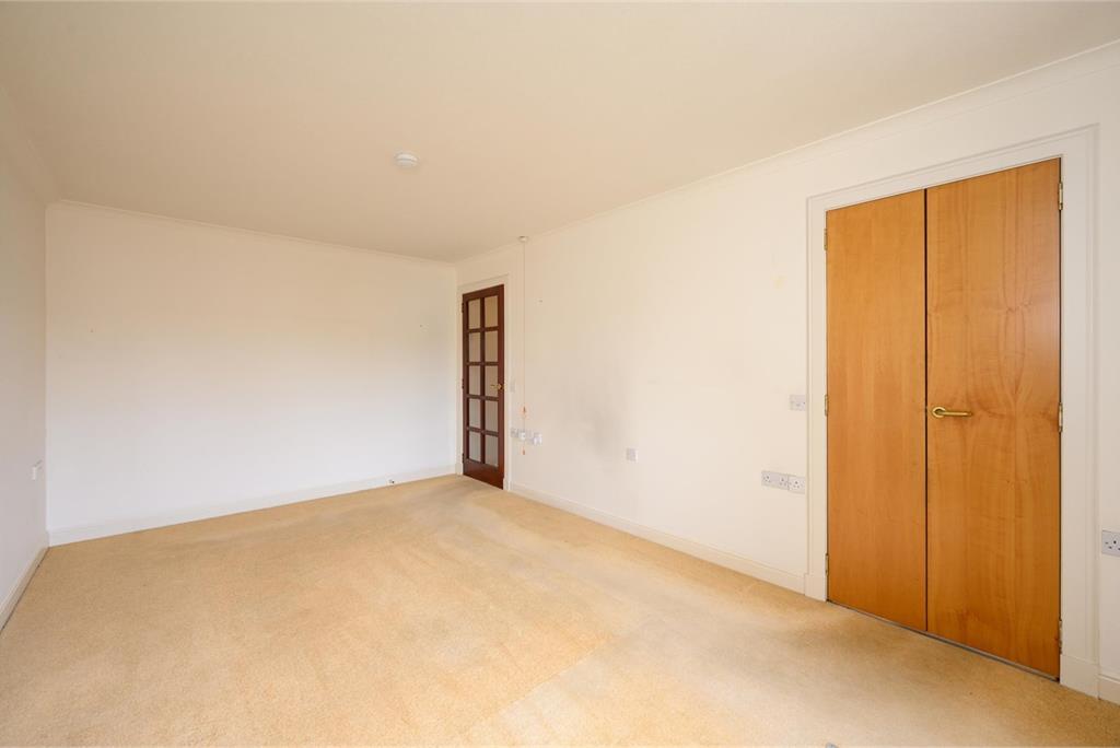6/15 Roseburn Drive,
Edinburgh,
EH12 5NS - image 5