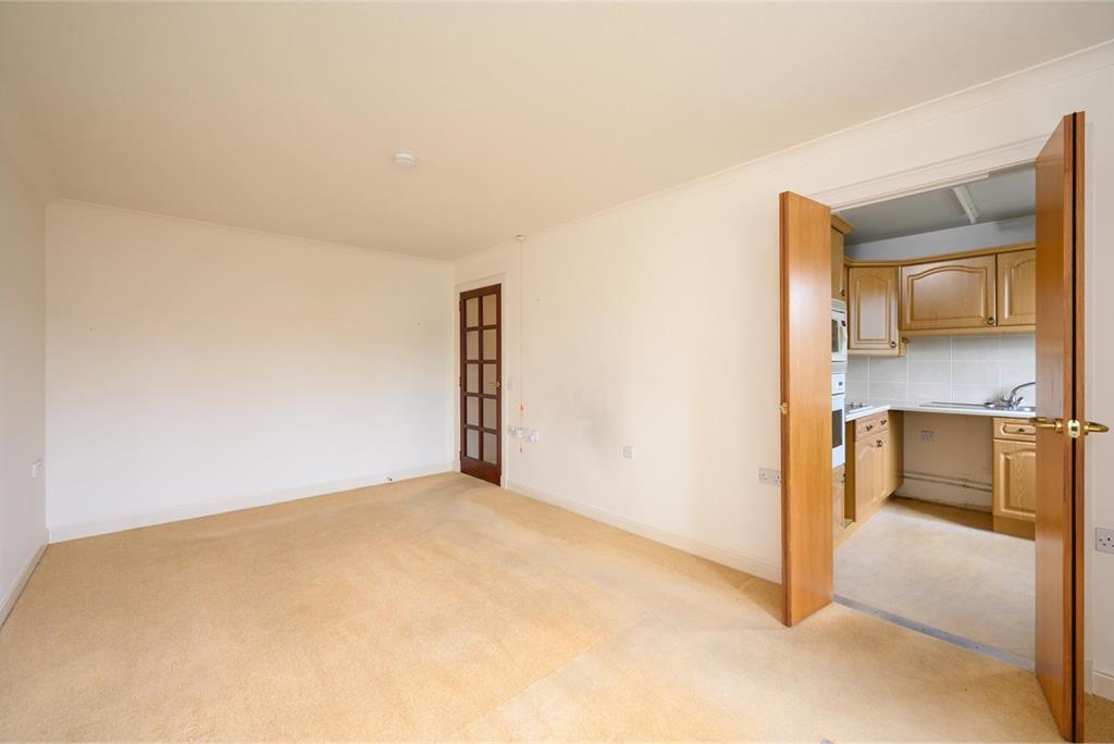 6/15 Roseburn Drive,
Edinburgh,
EH12 5NS - image 6