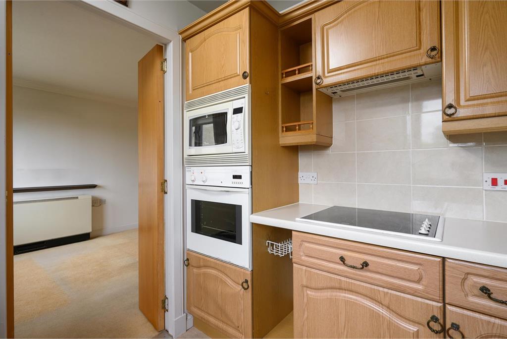 6/15 Roseburn Drive,
Edinburgh,
EH12 5NS - image 7