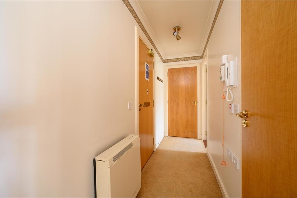 6/15 Roseburn Drive,
Edinburgh,
EH12 5NS - image 9