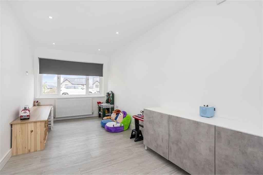 23 Armstrong Crescent, Calderwood, East Calder, EH53 0PZ - image 11