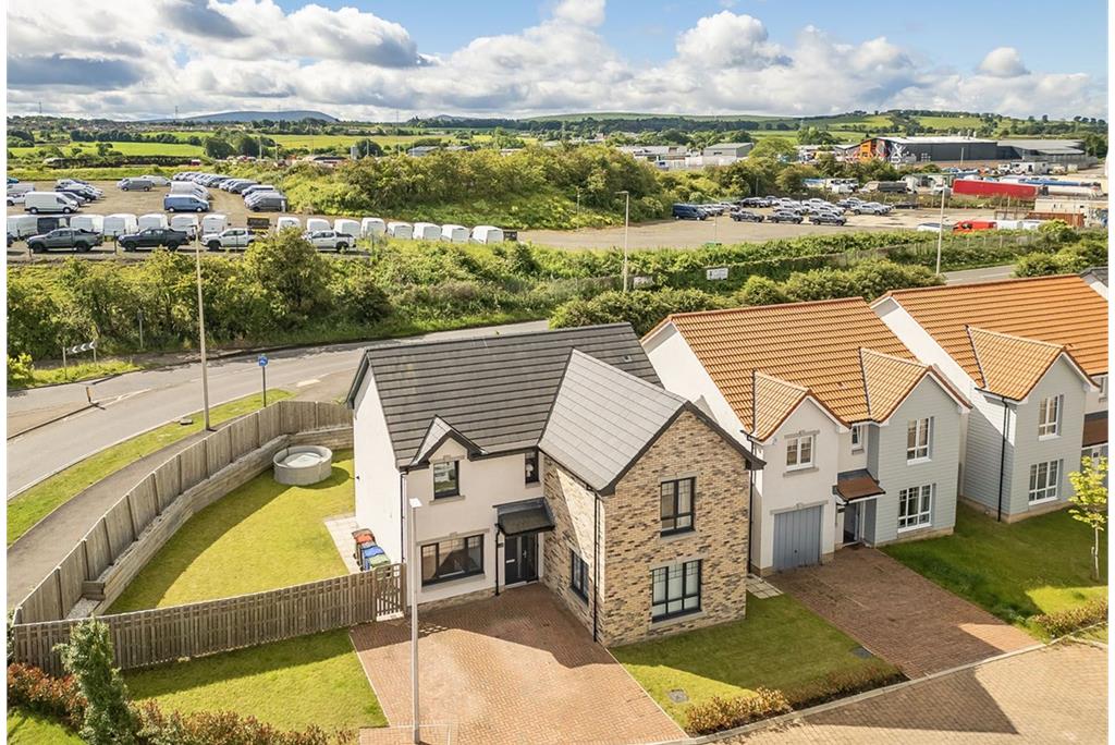23 Armstrong Crescent, Calderwood, East Calder, EH53 0PZ - image 26